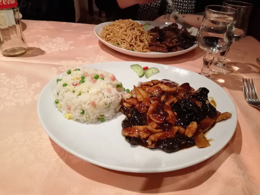 Poulet Aux Champignons Noirs